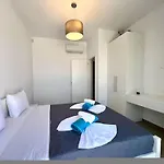 House Theasis - Allparos