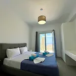 House Theasis - Allparos *