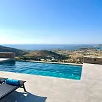 House Theasis - Allparos 펜션 *