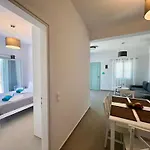 Villa House Theasis - Allparos