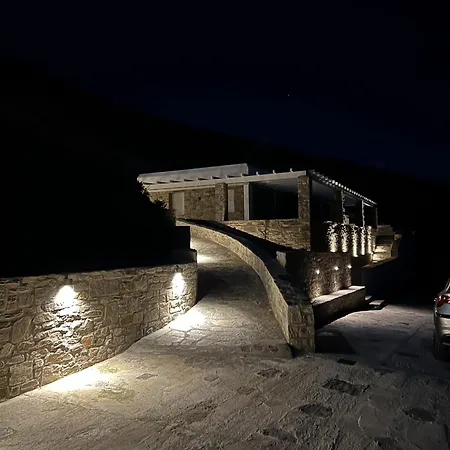 House Theasis Вилла *